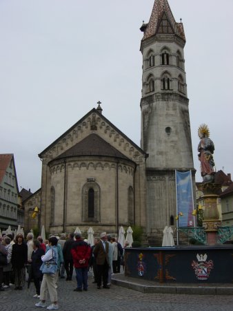 Vor der Johanniskirche