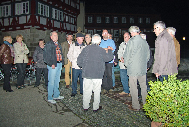 Stndchen vor dem Ochsen