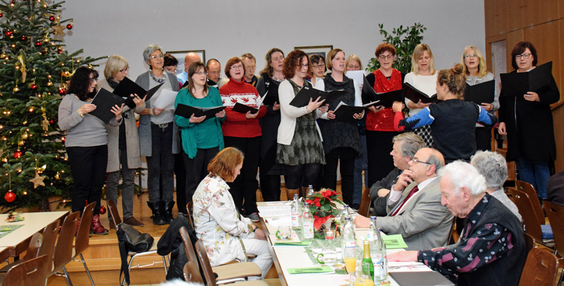 Chorgruppe berschall unter Leitung von Julia Wirsching